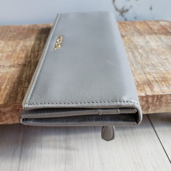 Prada Grey Saffiano Leather Continental Wallet Flap Bifold Gold Logo Long Italy - Picture 6 of 15